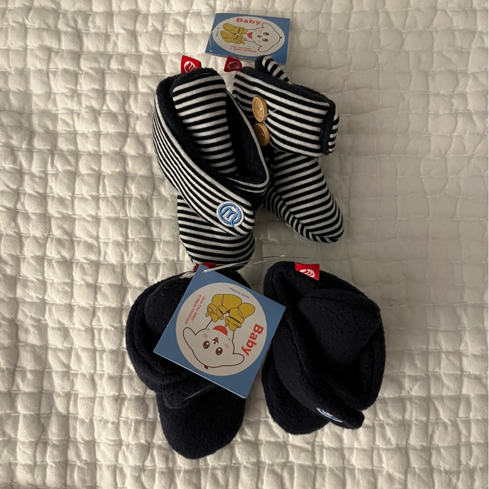Merence Baby Booties - Picture 2 of 3